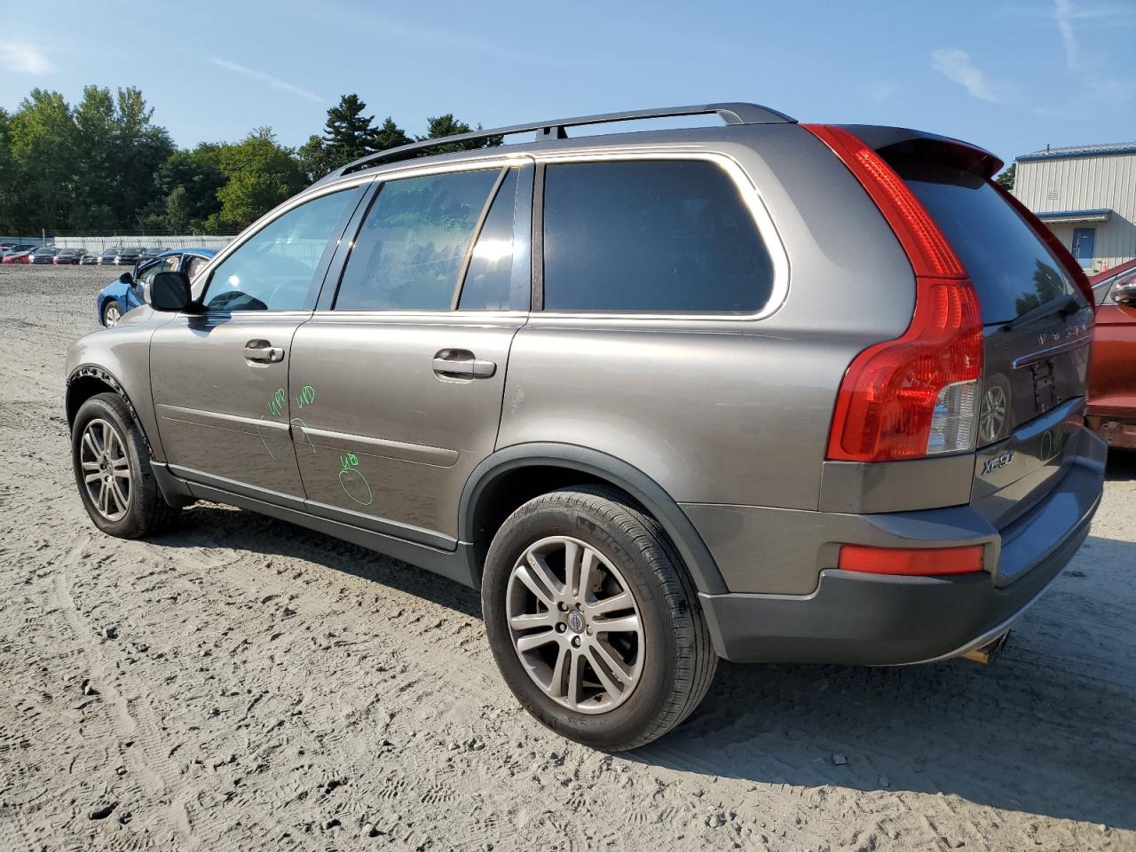 2009 Volvo XC90 - Image 2
