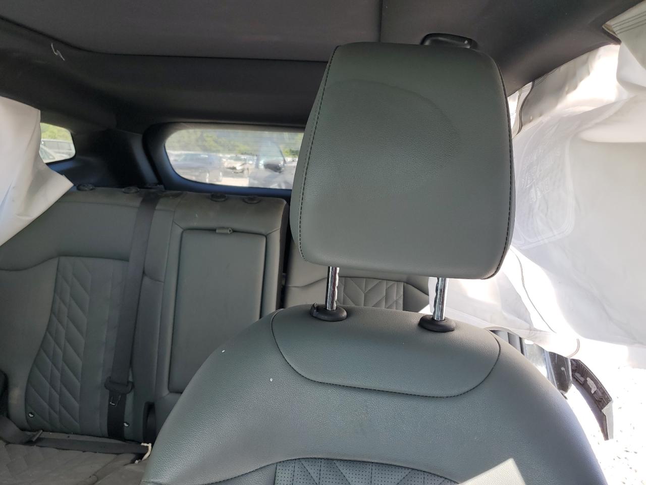 2023 Kia Sportage - Image 10