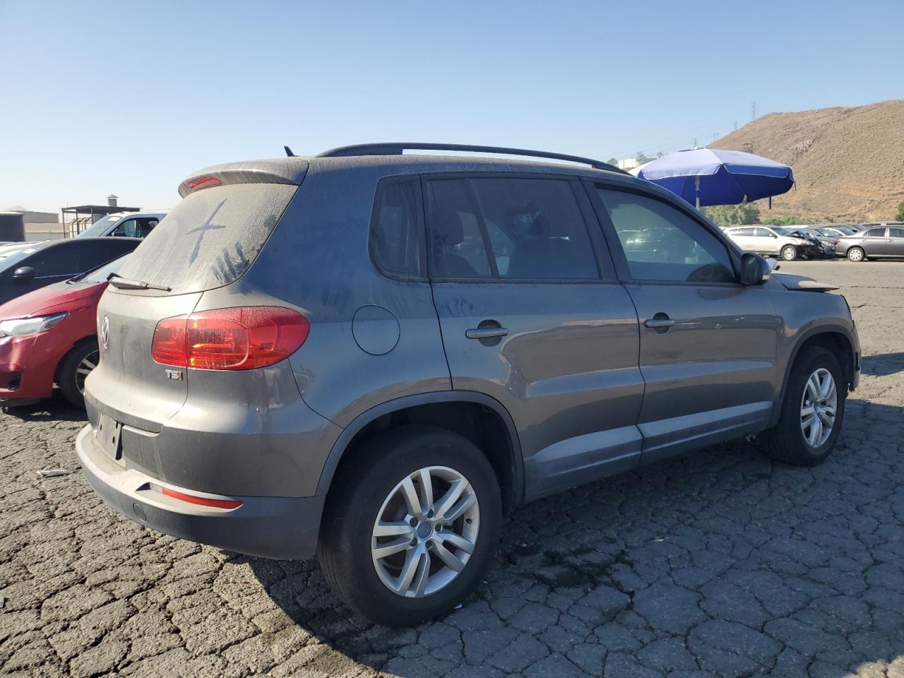 VIN WVGAV7AX3GW591339 2016 VOLKSWAGEN TIGUAN no.3