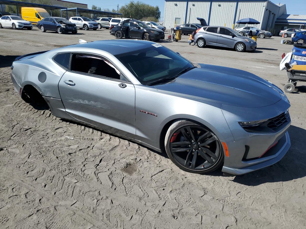 2023 Chevrolet Camaro - Image 4