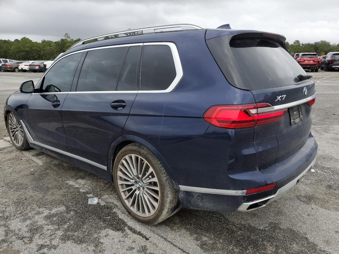 2021 BMW X7 - Image 2