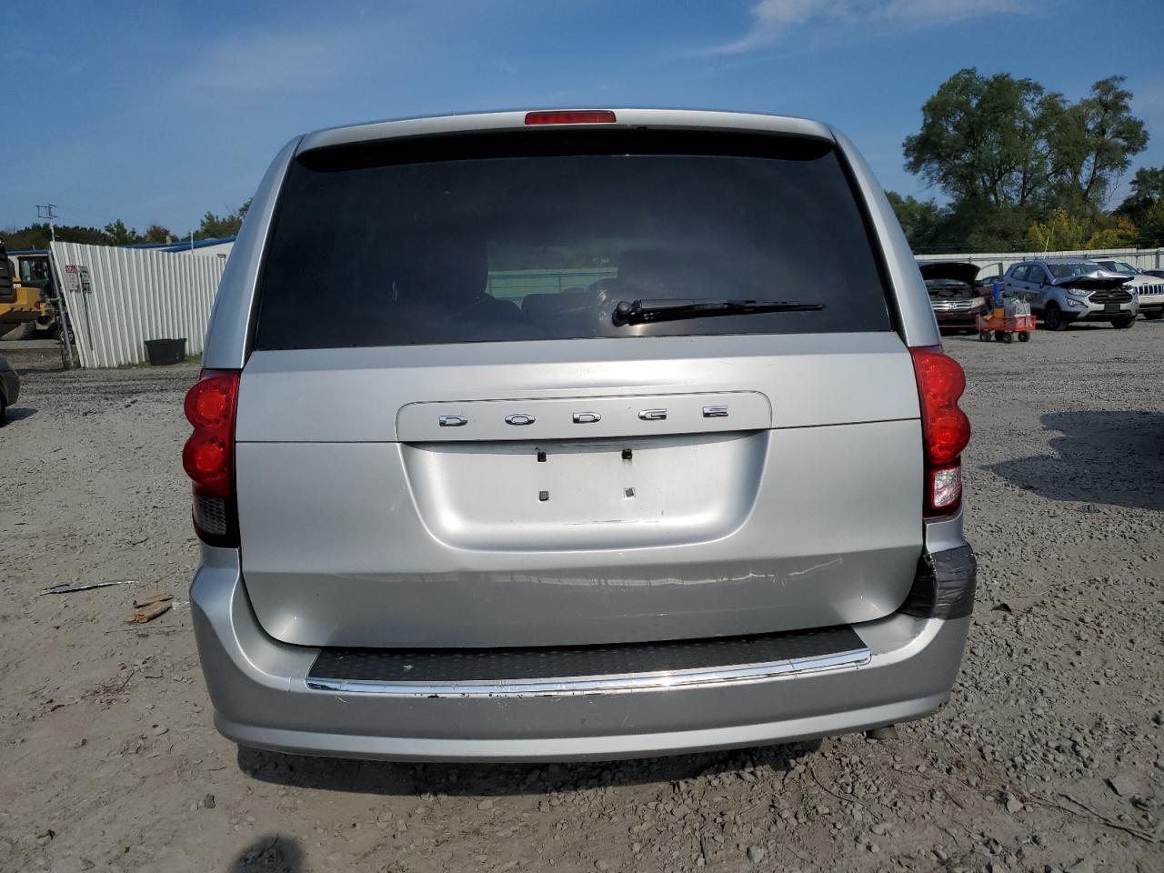 2D4RN3DG8BR663779 2011 Dodge Grand Caravan Mainstreet