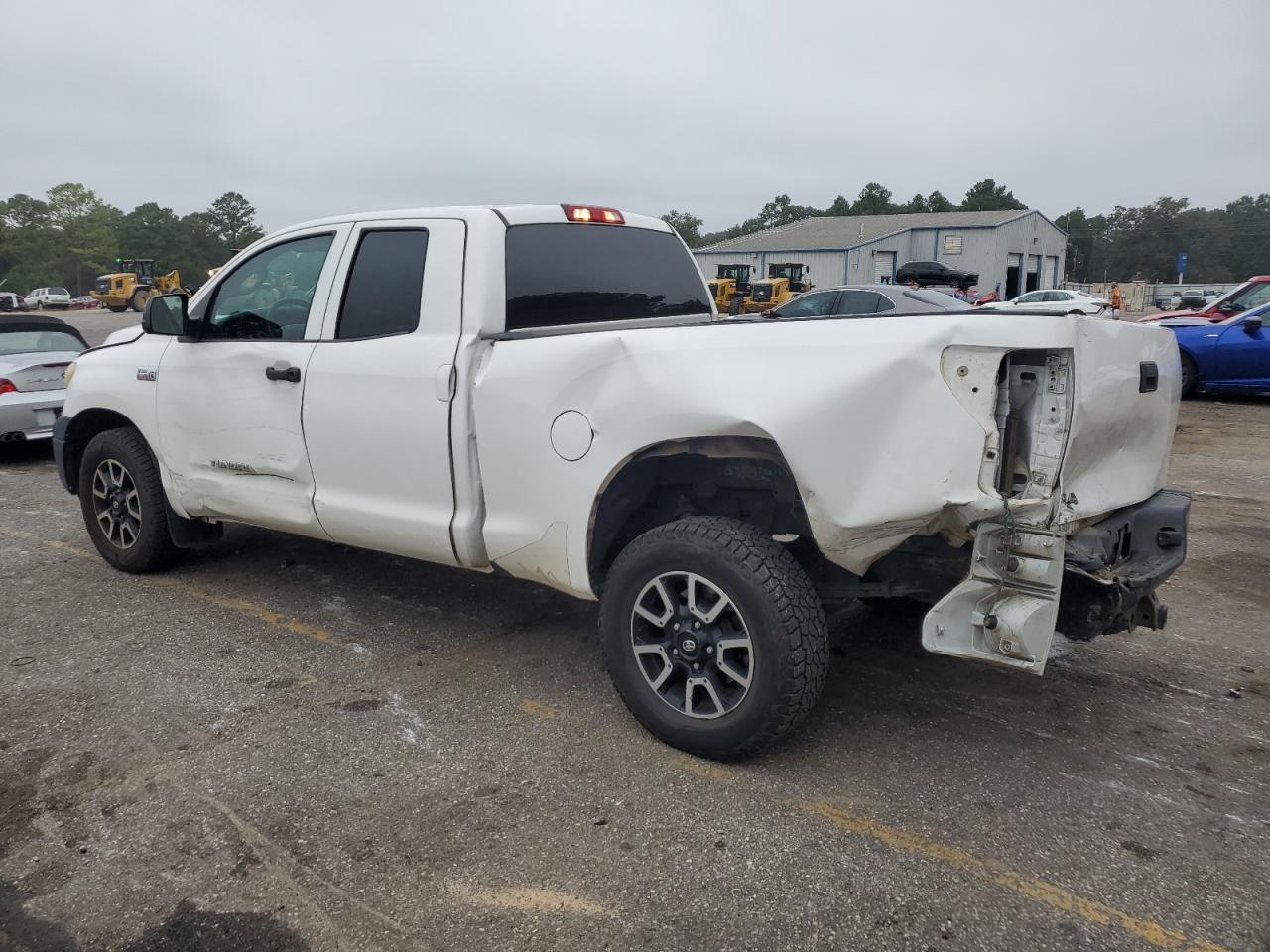 5TFRY5F12CX133156 2012 Toyota Tundra Double Cab Sr5