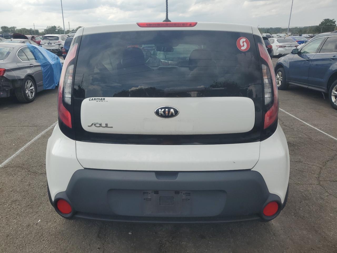 KNDJN2A22G7398802 2016 Kia Soul