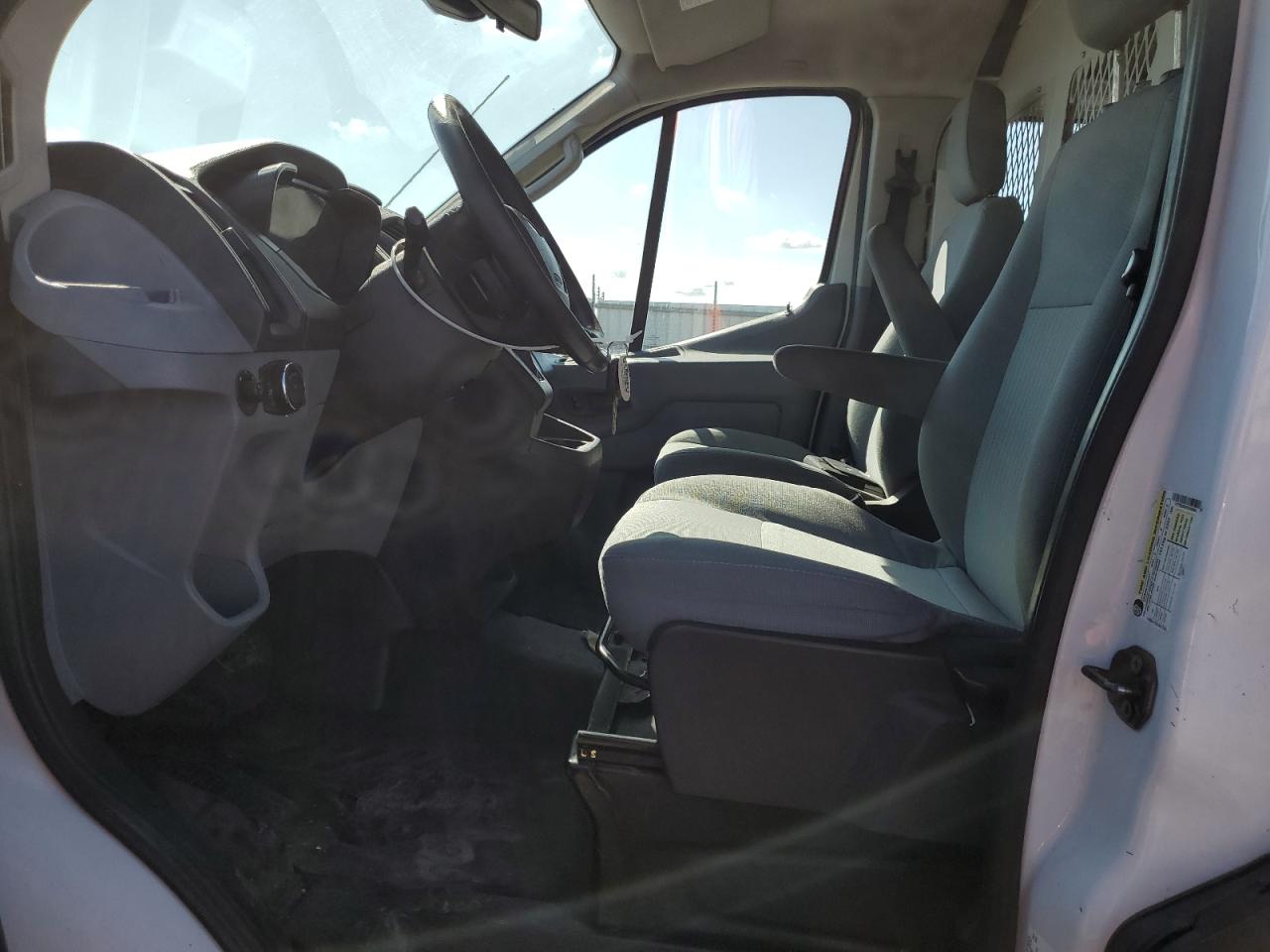 1FTYE9ZM5FKA60965 2015 Ford Transit T-150