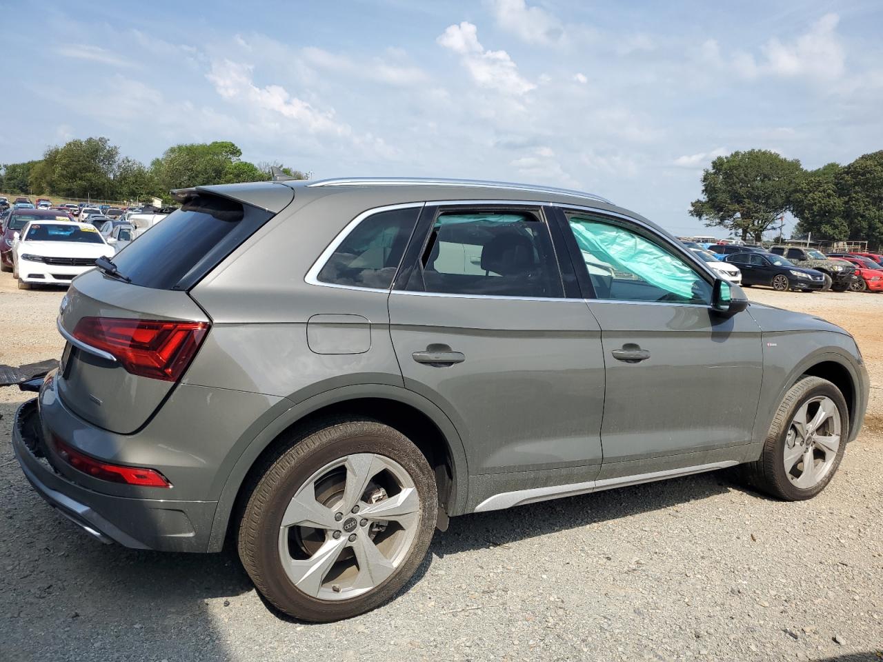 2023 Audi Q5 - Image 3