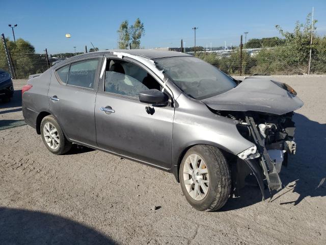  NISSAN VERSA 2019 Сірий