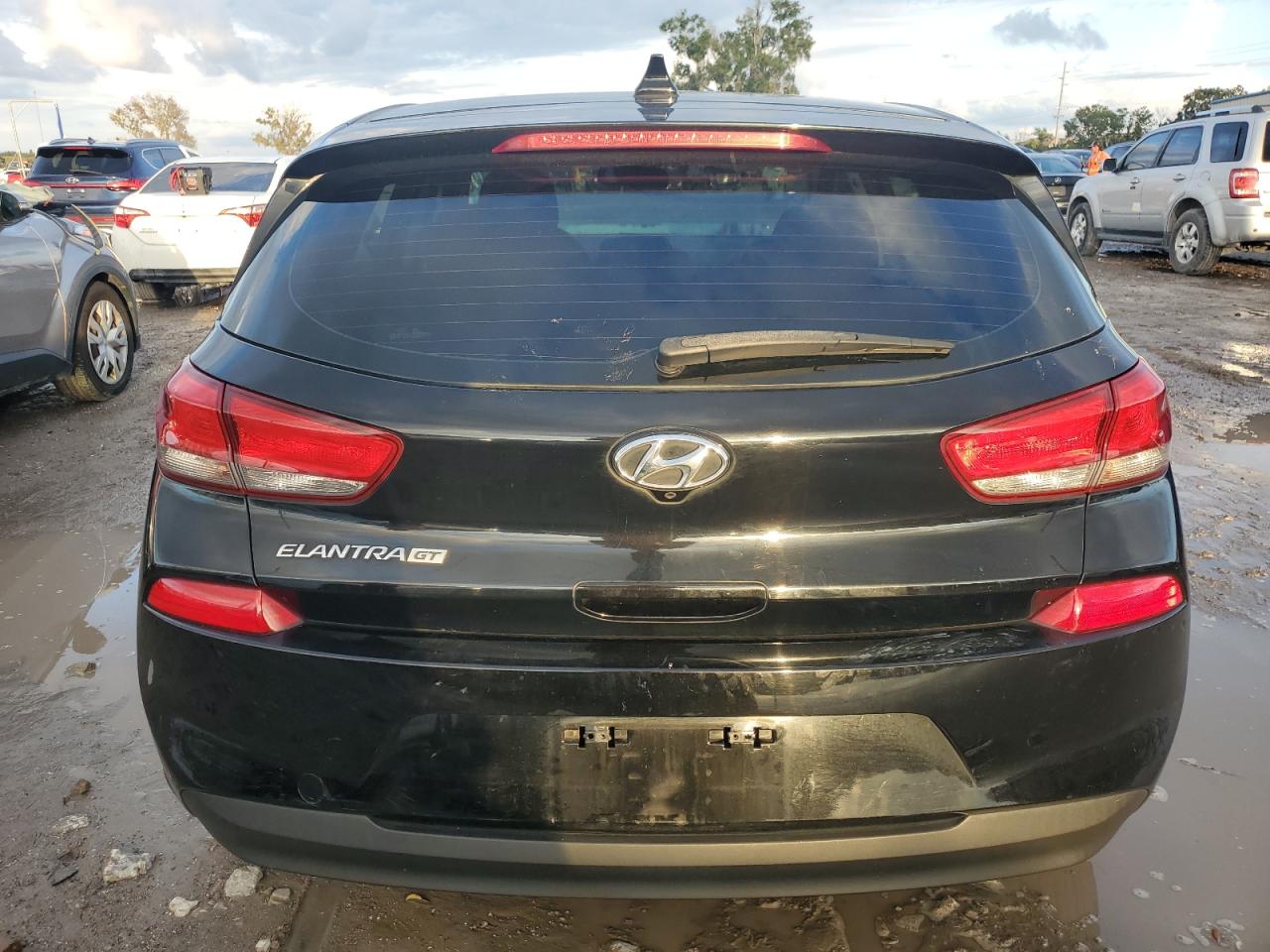 KMHH35LE6JU010360 2018 Hyundai Elantra Gt