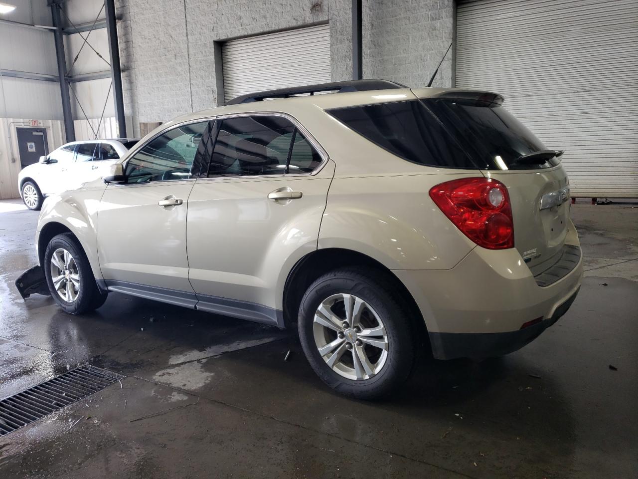 2012 Chevrolet Equinox - Image 2