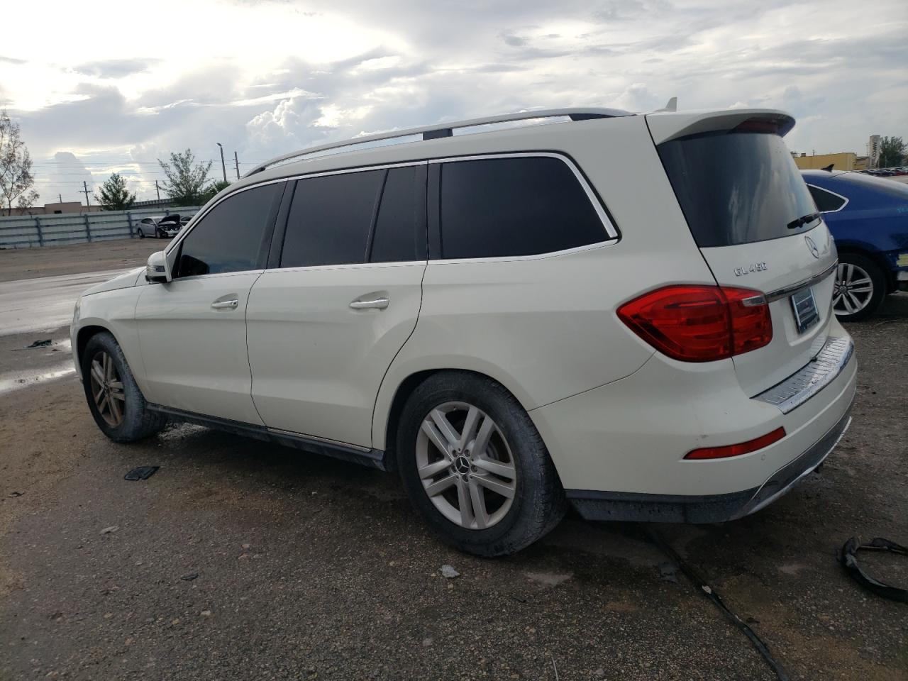 VIN 4JGDF7CE7DA181111 2013 MERCEDES-BENZ GL-CLASS no.2