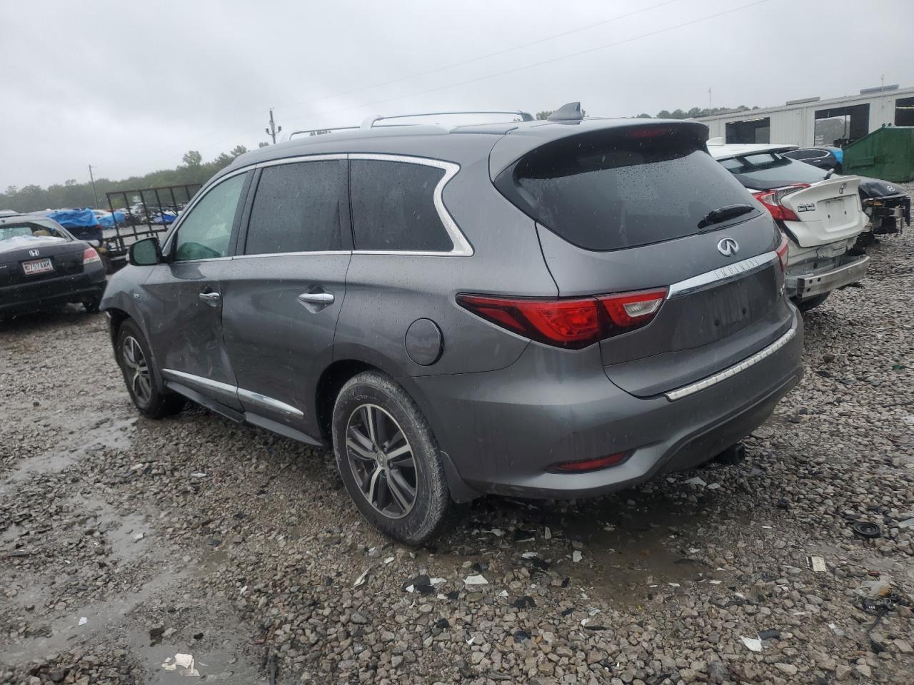 VIN 5N1DL0MM4HC549700 2017 INFINITI QX60 no.2