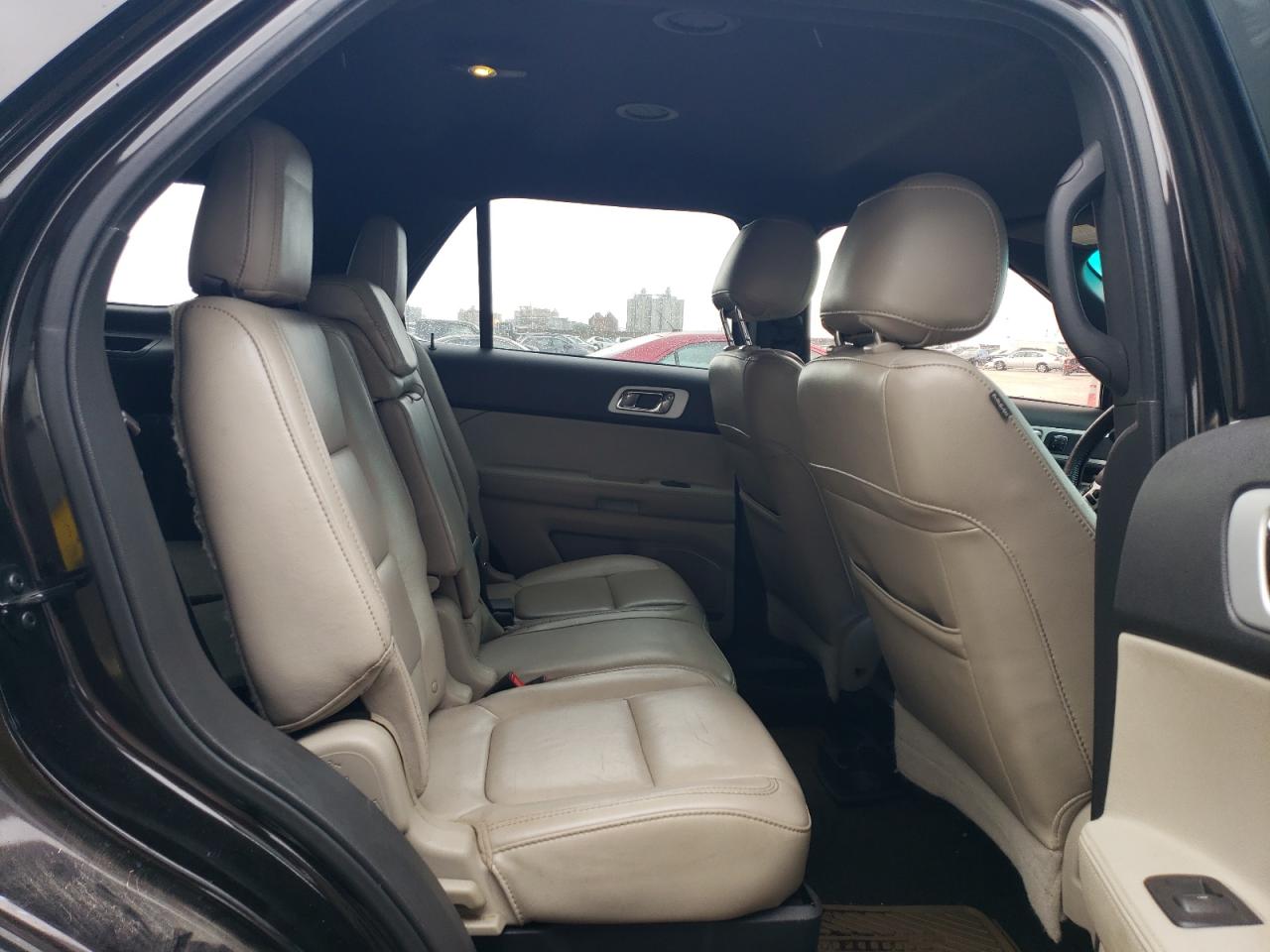 2013 Ford Explorer - Image 11