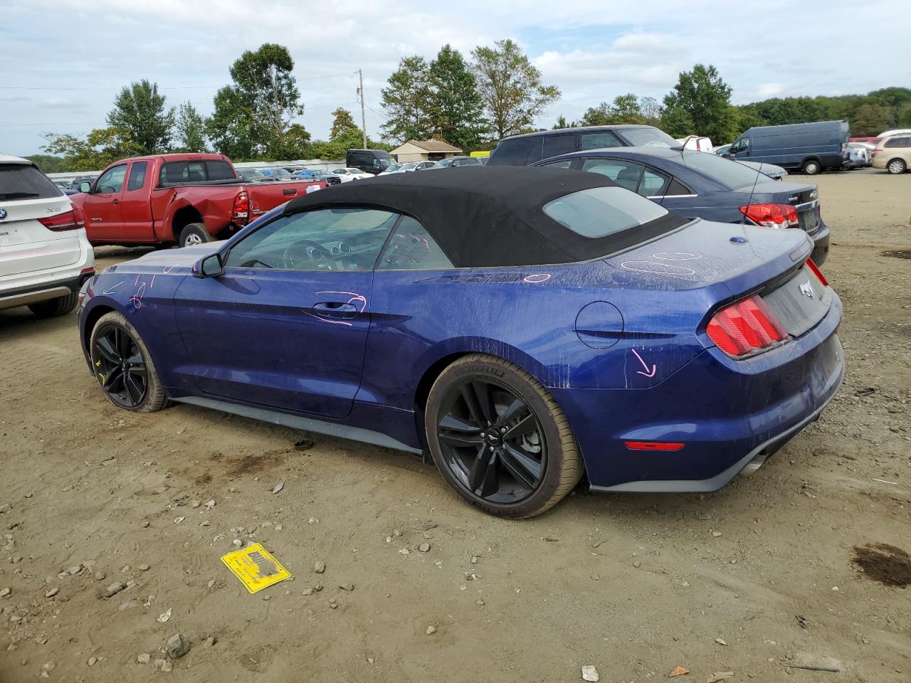 1FATP8UH3G5207413 2016 FORD MUSTANG - Image 2