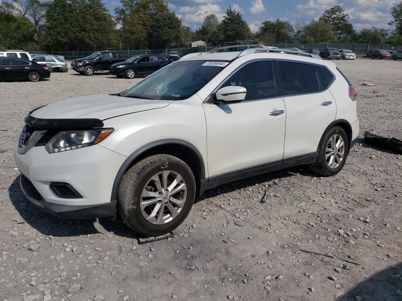 KNMAT2MVXGP677975 2016 NISSAN ROGUE - Image 1