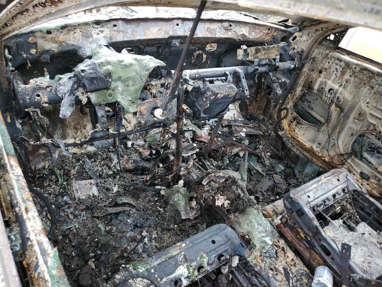 2004 Toyota Camry Le VIN: 4T1BE32K44U792254 Lot: 70378234