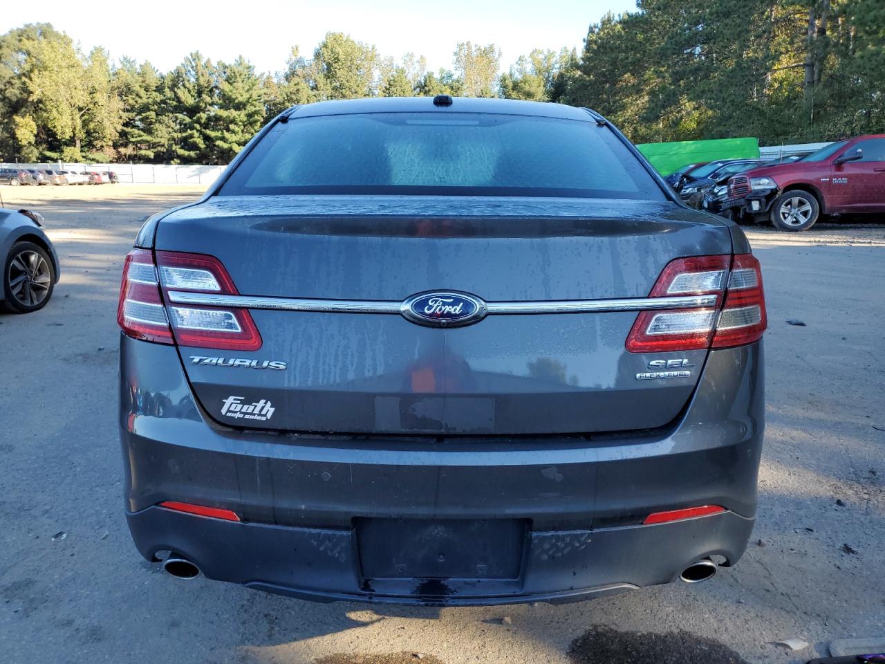 1FAHP2E80FG104275 2015 Ford Taurus Sel