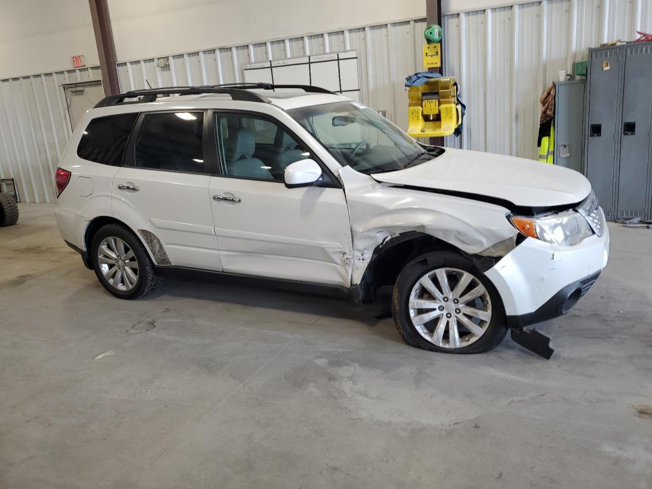 JF2SHAFCXCH421630 2012 Subaru Forester Limited