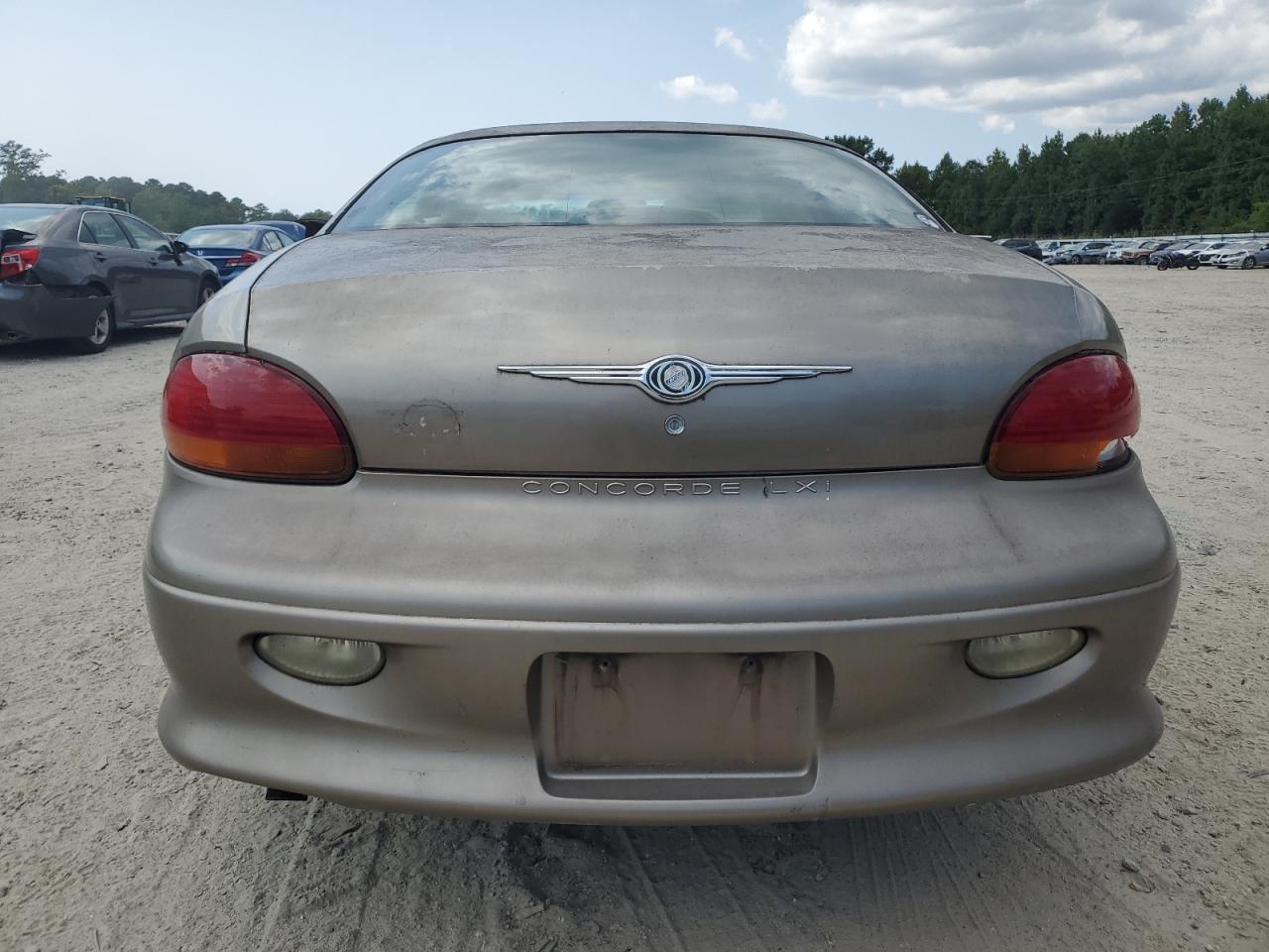 2002 Chrysler Concorde Lxi VIN: 2C3AD36M42H125977 Lot: 70420964