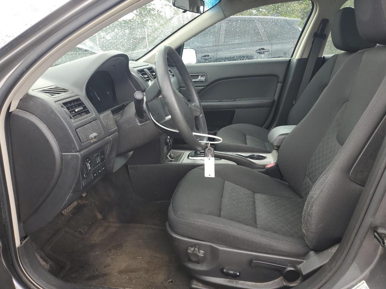2010 Ford Fusion - Image 7