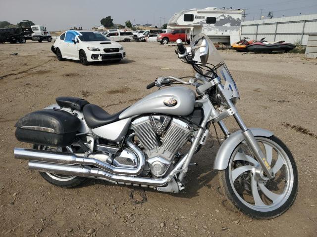 2004 Victory Motorcycles Vegas 