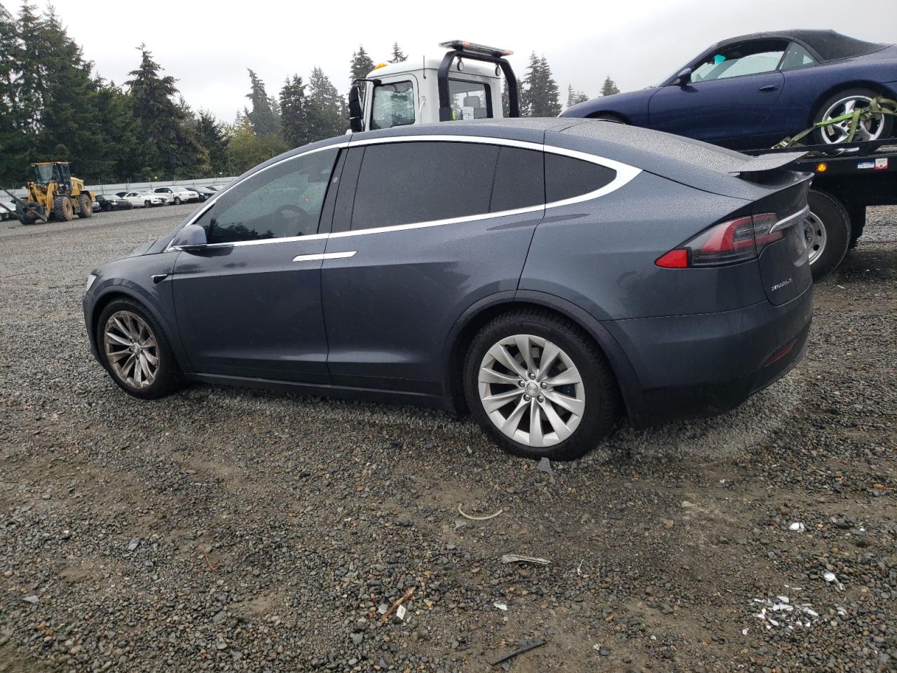 5YJXCAE27HF076186 2017 TESLA MODEL X - Image 2