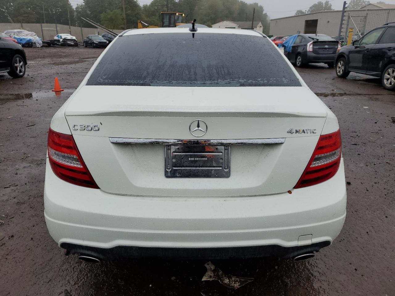 2012 Mercedes-Benz C 300 4Matic VIN: WDDGF8BB6CR207766 Lot: 73003544