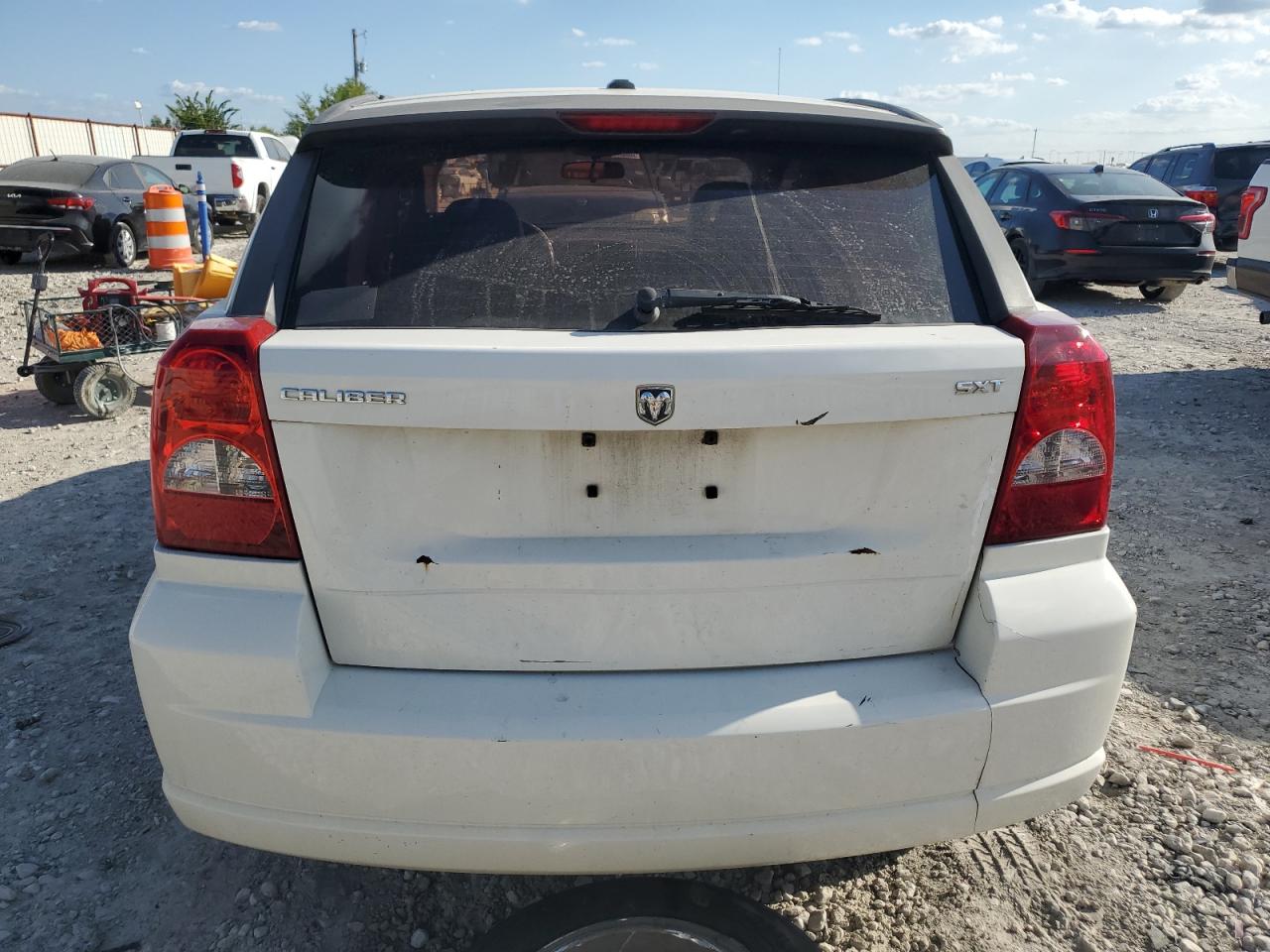 1B3HB48B18D679860 2008 Dodge Caliber Sxt