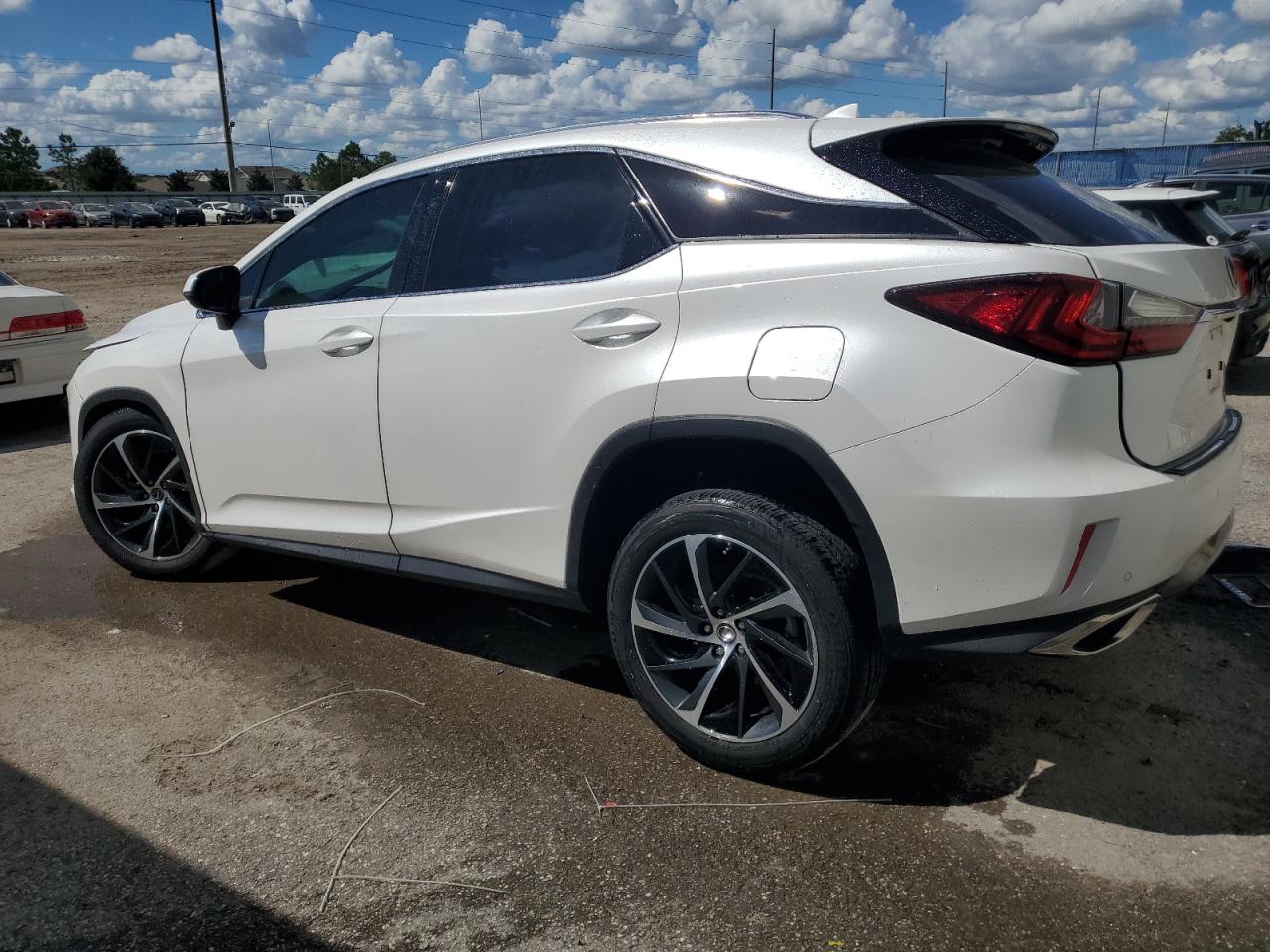 2T2ZZMCA3KC130996 2019 LEXUS RX - Image 2