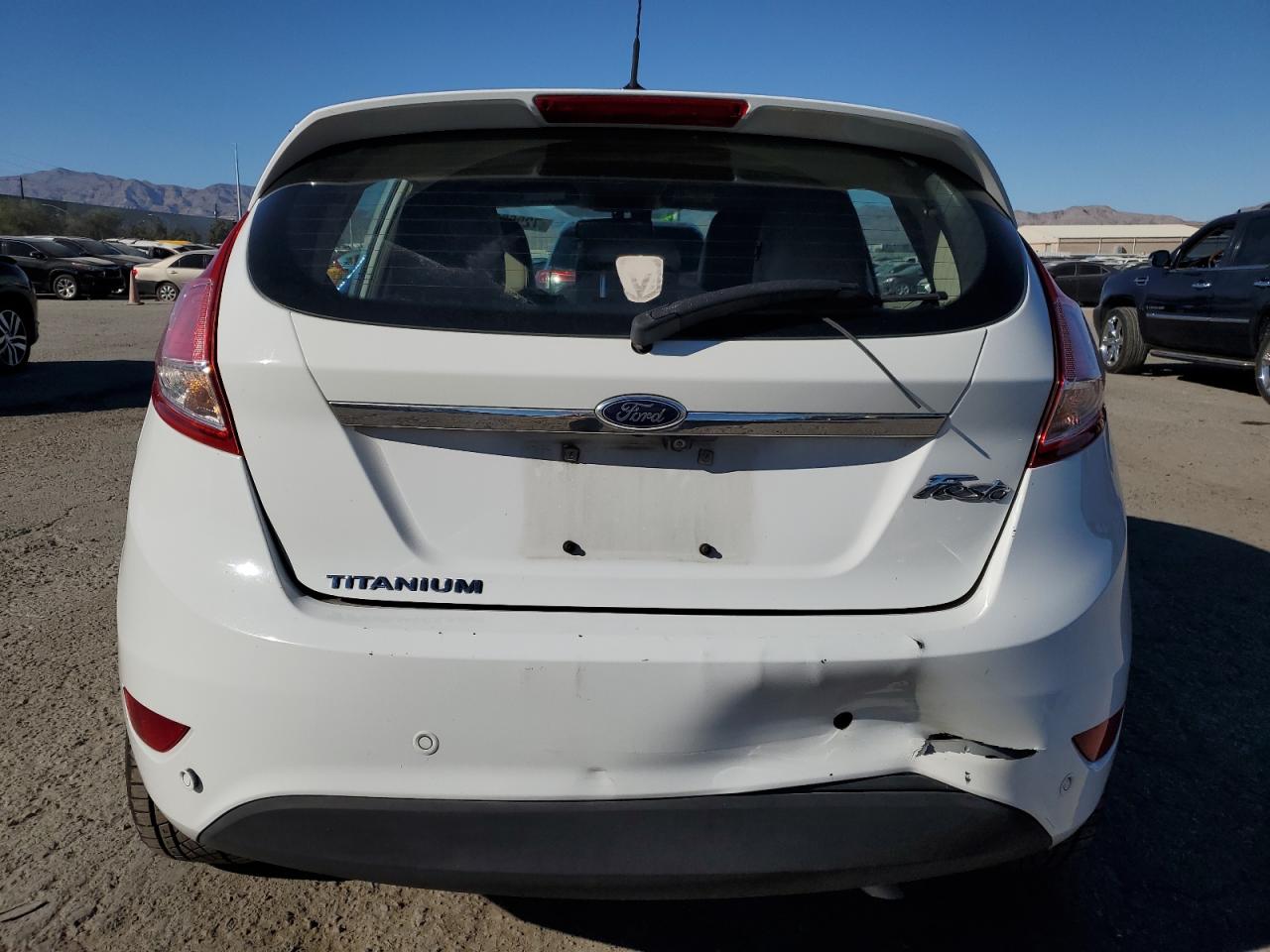 3FADP4FJ7EM106704 2014 Ford Fiesta Titanium