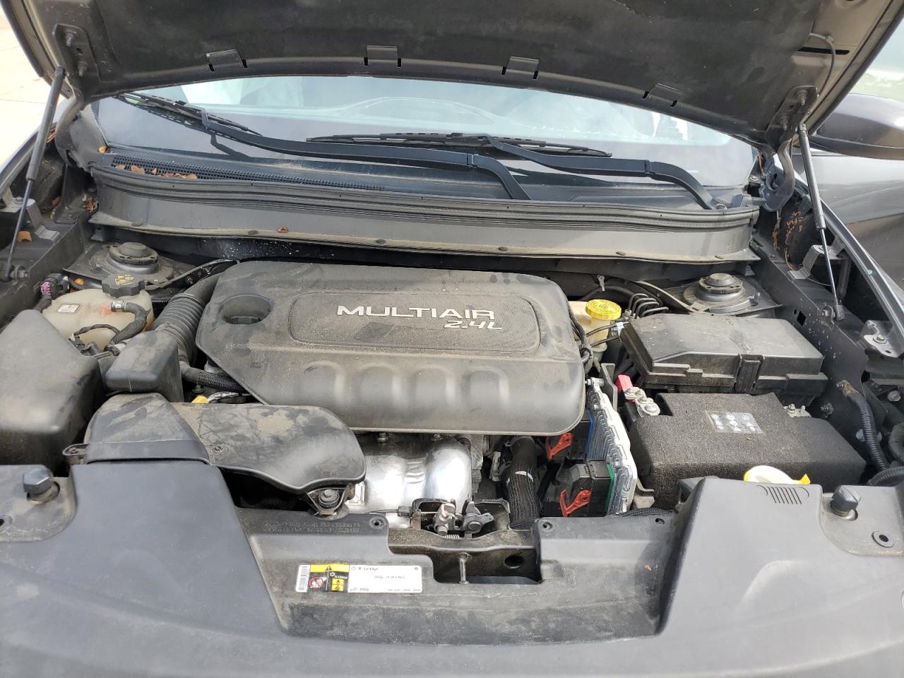 2015 Jeep Grand Cherokee - Image 12