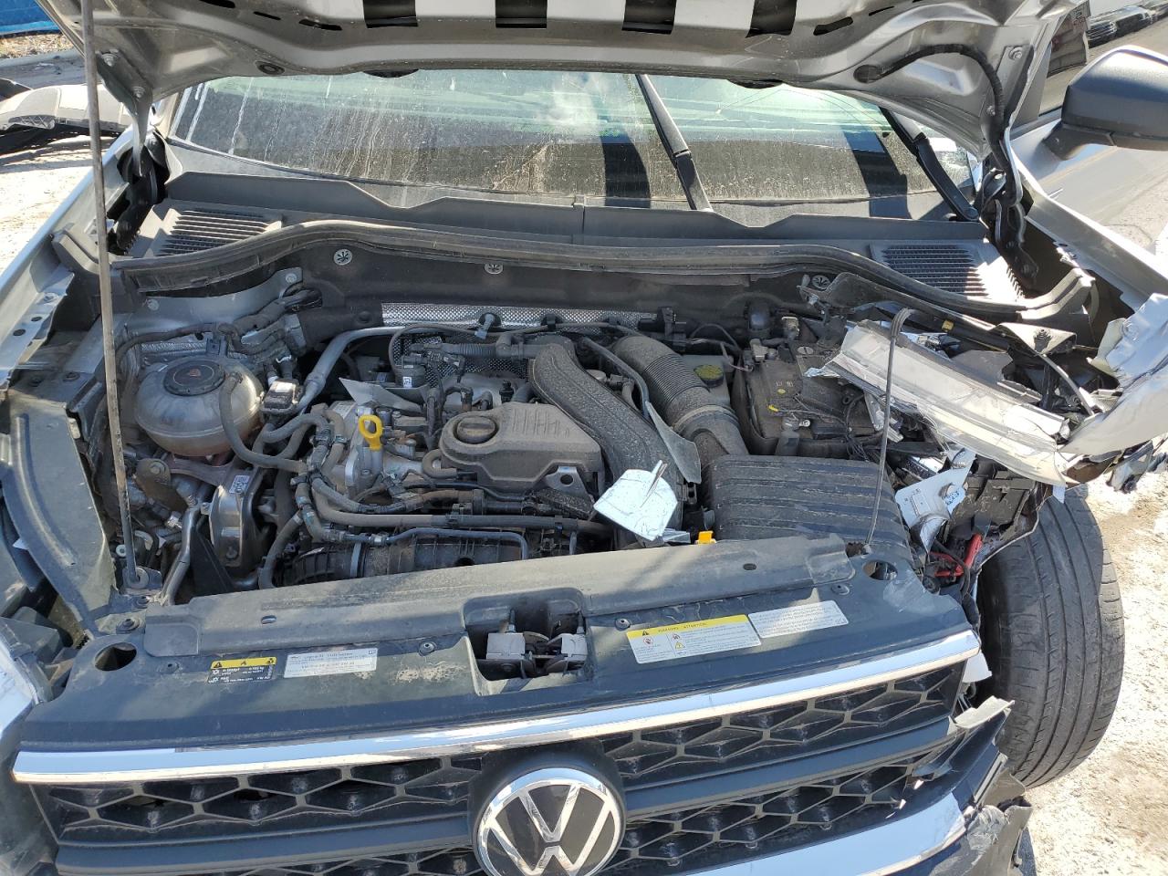 3VVAX7B22NM071858 2022 Volkswagen Taos S