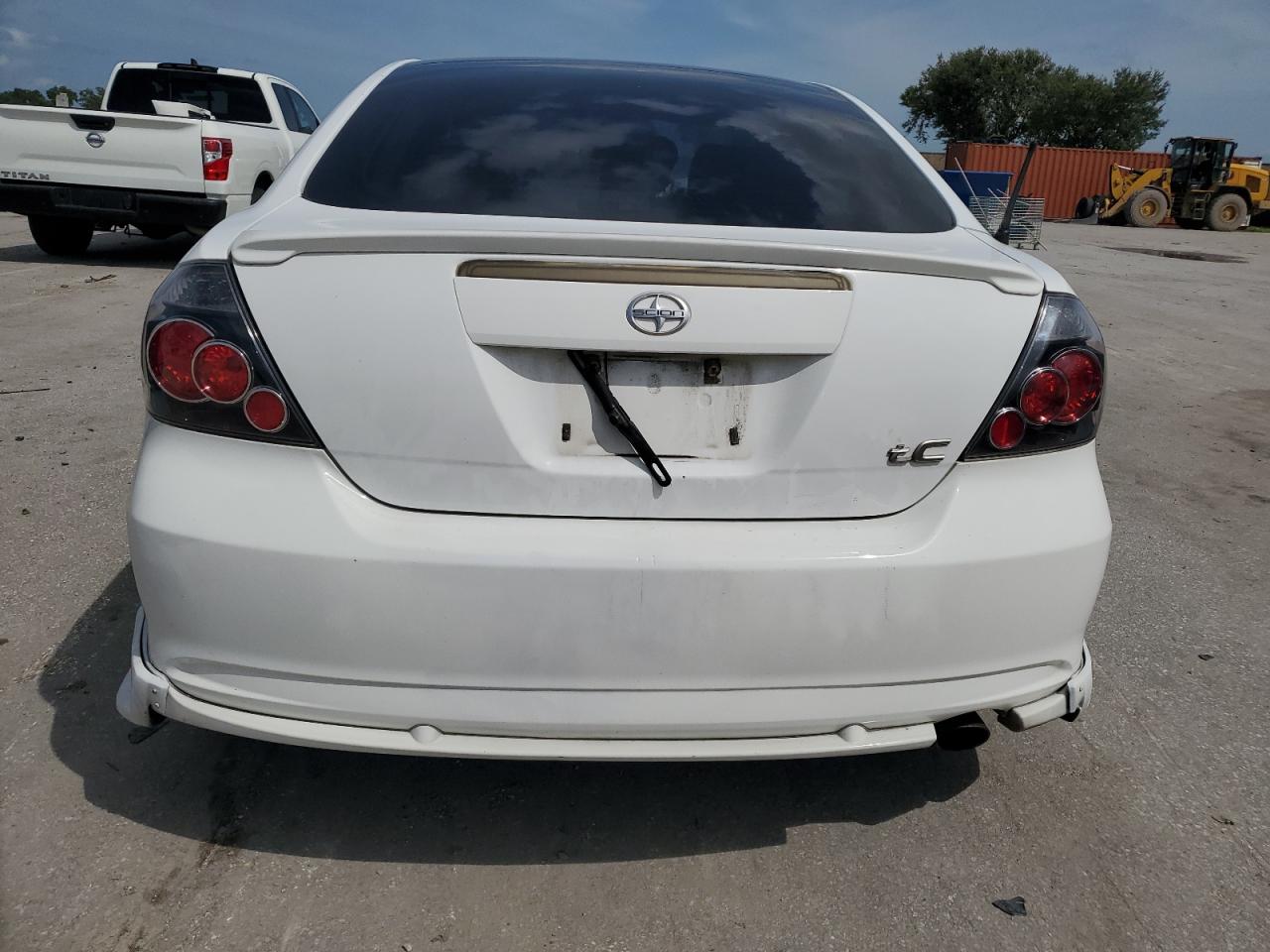 JTKDE177560123693 2006 Toyota Scion Tc