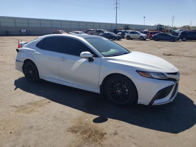  TOYOTA CAMRY 2023 Белый