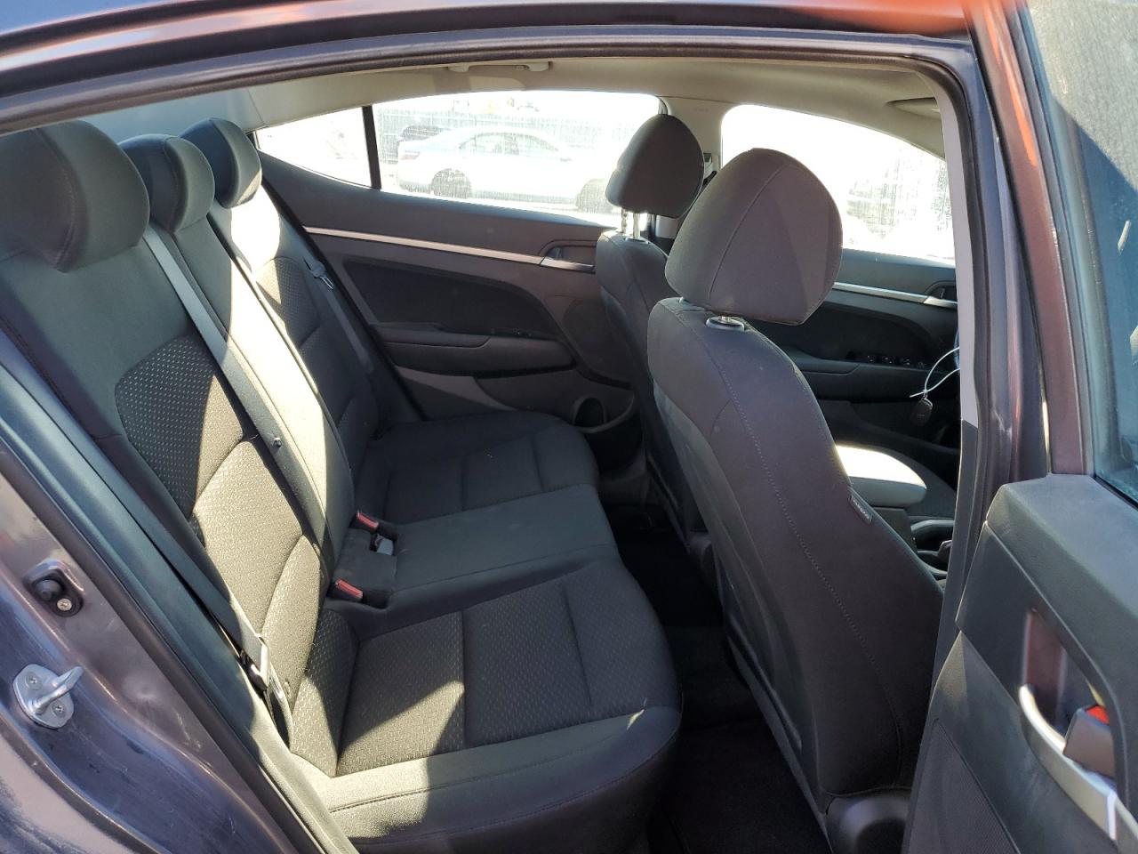 2020 Hyundai Elantra - Image 10