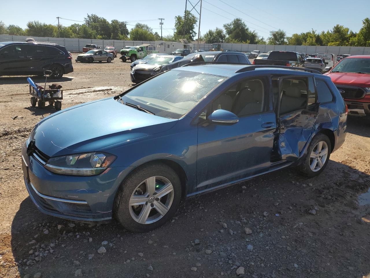 3VWD17AU2JM767224 2018 VOLKSWAGEN GOLF - Image 1