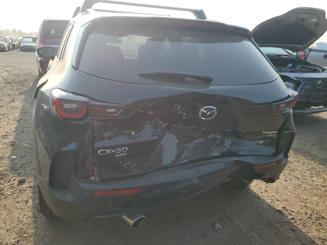 2024 Mazda Cx-50 Base VIN: 7MMVABXY3RN227774 Lot: 70405304