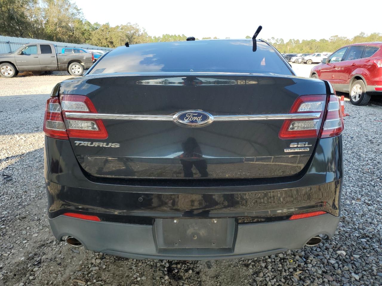 2015 Ford Taurus Sel VIN: 1FAHP2E8XFG133489 Lot: 73706524