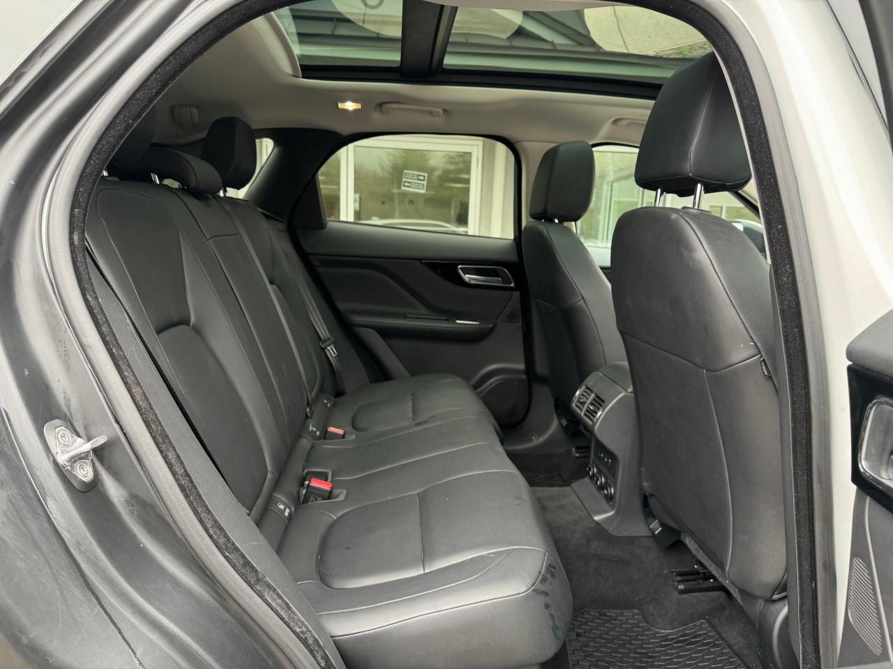 2018 Jaguar F-Pace Premium VIN: SADCJ2FX8JA279921 Lot: 73830334