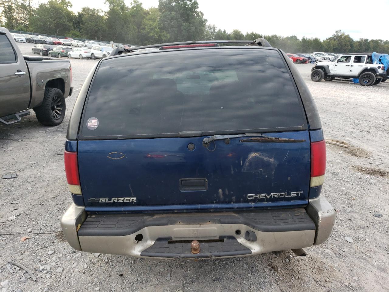 2000 Chevrolet Blazer VIN: 1GNDT13W8Y2197764 Lot: 70231994