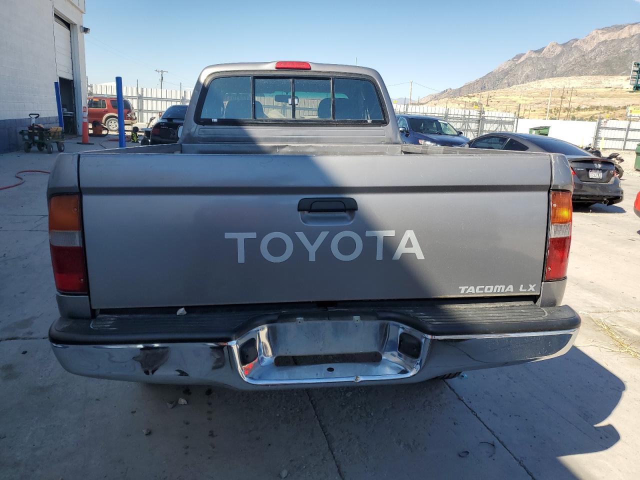 1995 Toyota Tacoma Xtracab VIN: 4TAUN73C8SZ058983 Lot: 72416114