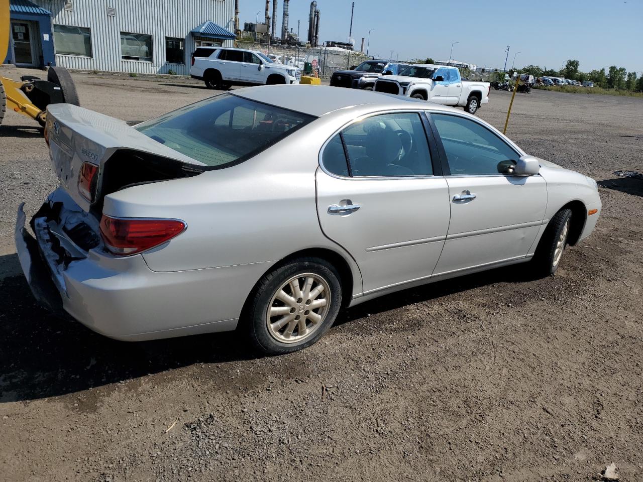 2003 Lexus ES - Image 3