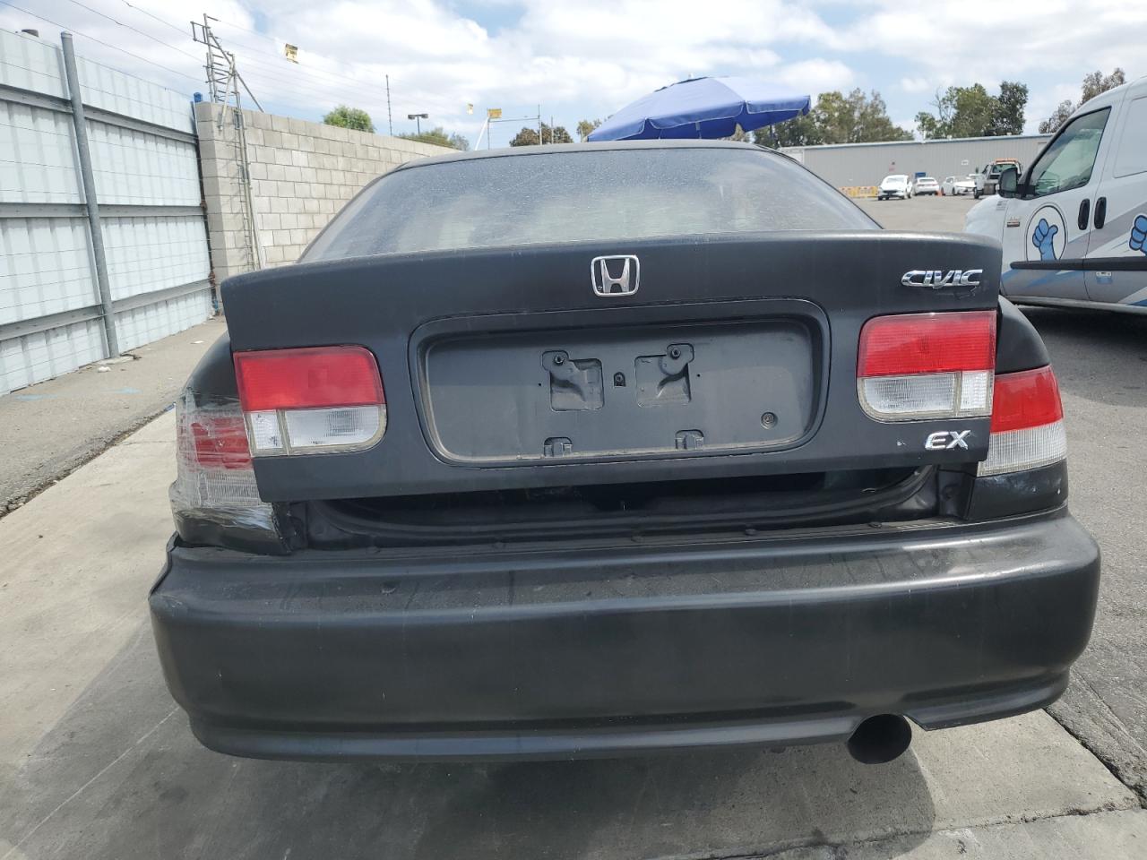 1999 Honda Civic Ex VIN: 1HGEJ8147XL095802 Lot: 72359644