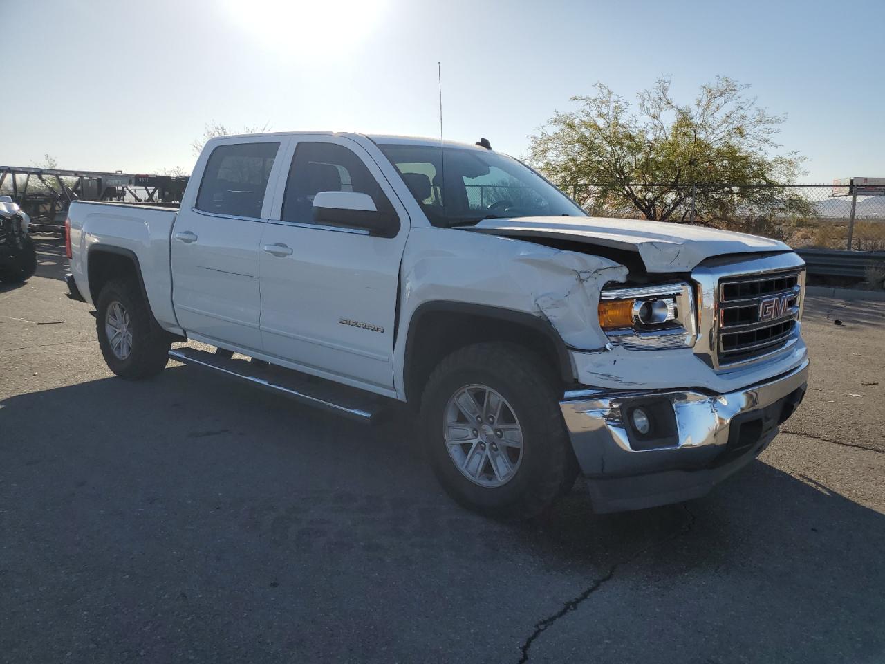 2014 GMC Sierra - Image 4