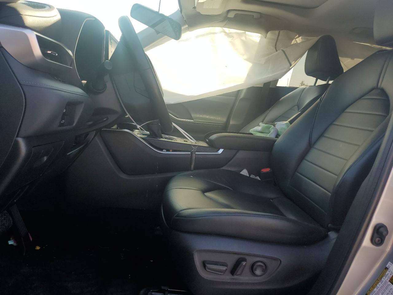 2022 Toyota Highlander - Image 7