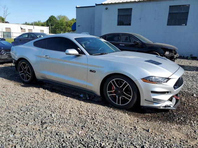  FORD MUSTANG 2018 Silver