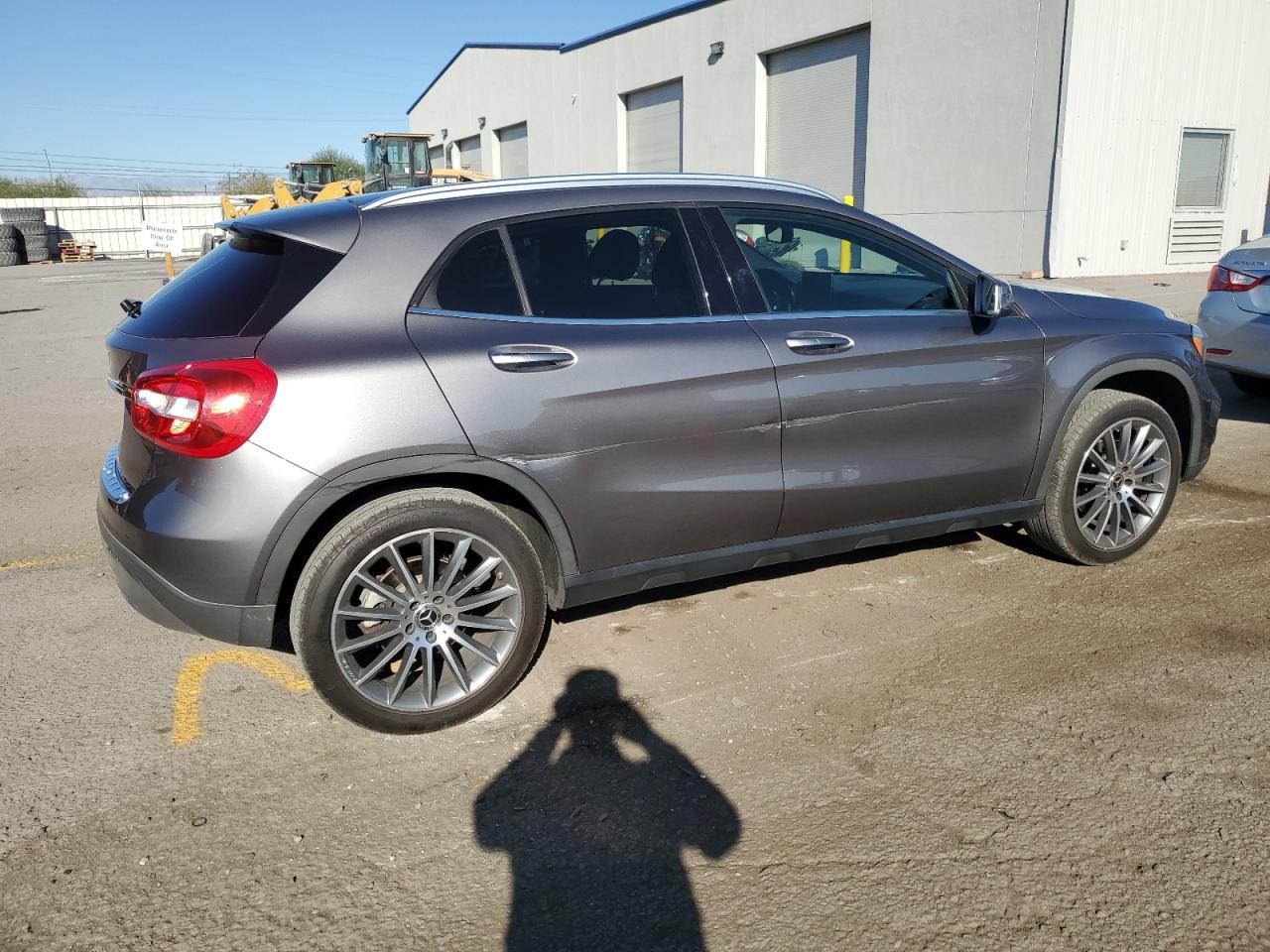 VIN WDCTG4GB1JJ470387 2018 MERCEDES-BENZ GLA-CLASS no.3