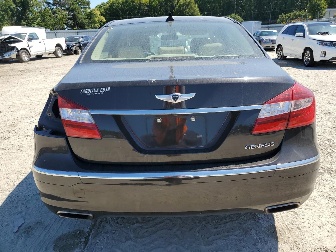 2014 Hyundai Genesis 3.8L VIN: KMHGC4DD3EU265095 Lot: 70248004