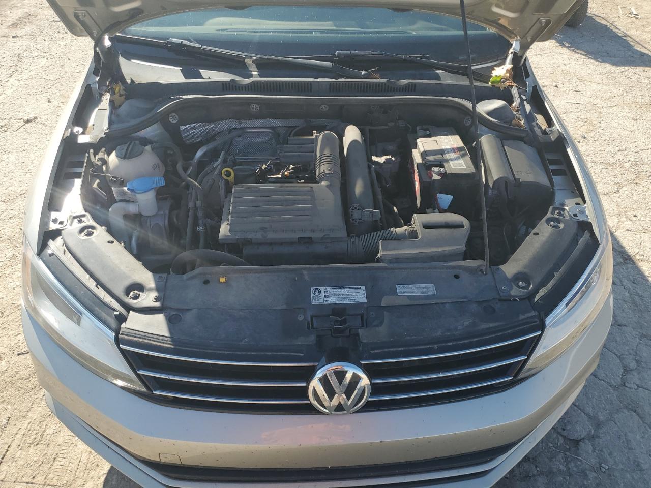 3VWD67AJ2GM267385 2016 Volkswagen Jetta Se