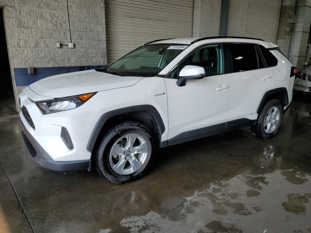 2020 Toyota Rav4 Le VIN: 2T3MWRFV7LW055892 Lot: 71102004