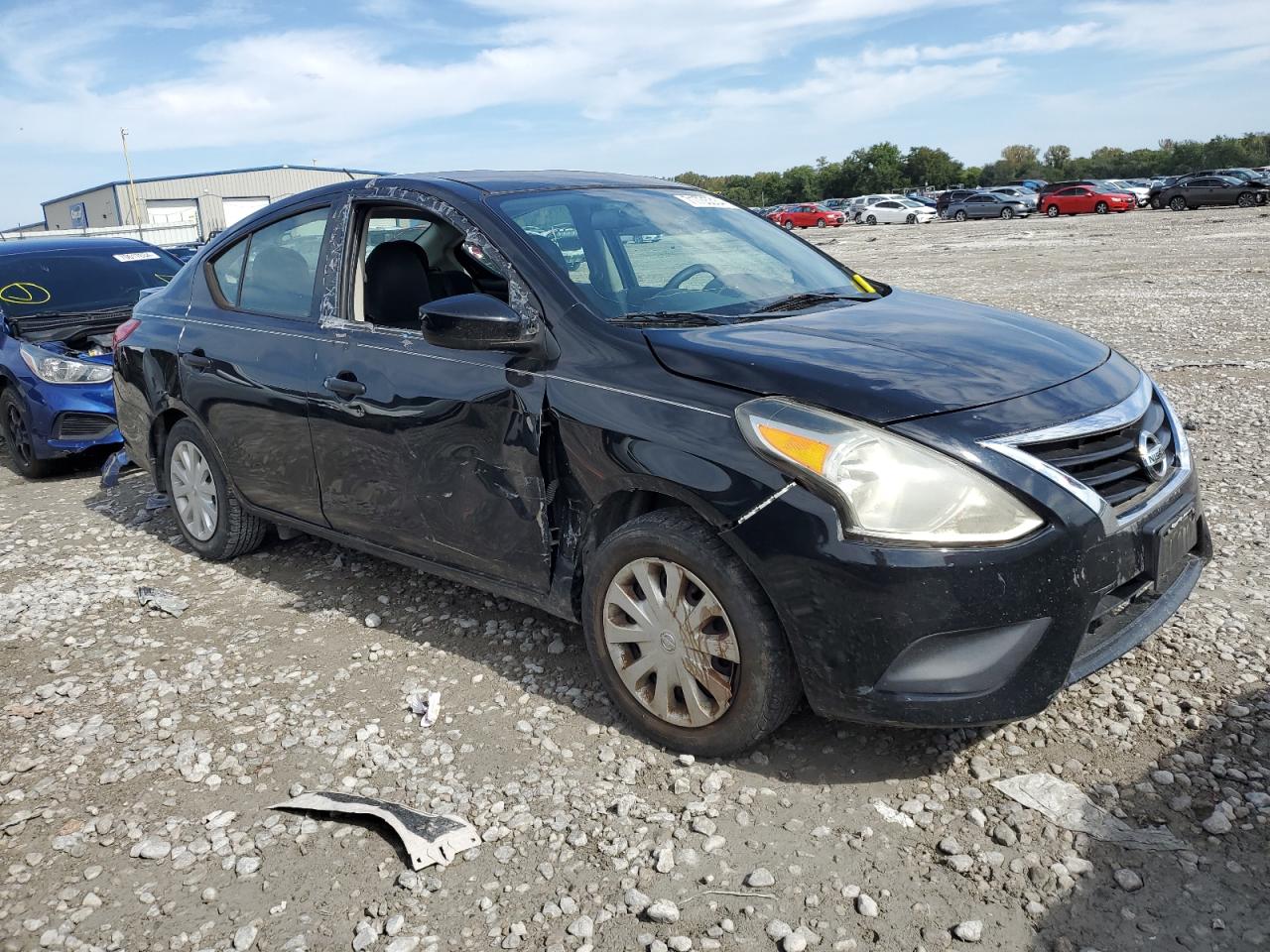 2017 Nissan Versa - Image 4